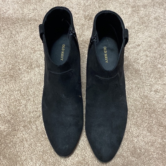 Old navy black booties - Picture 3 of 4